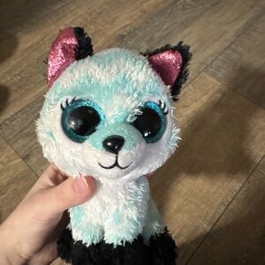 Ty Aqua and White Plush with Black Paw Accents